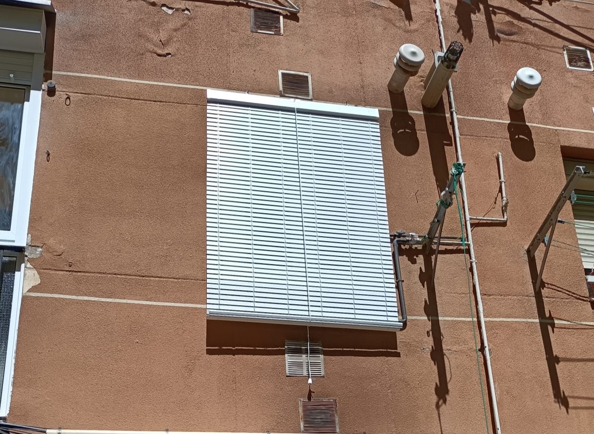 Persianas venecianas o alicantinas